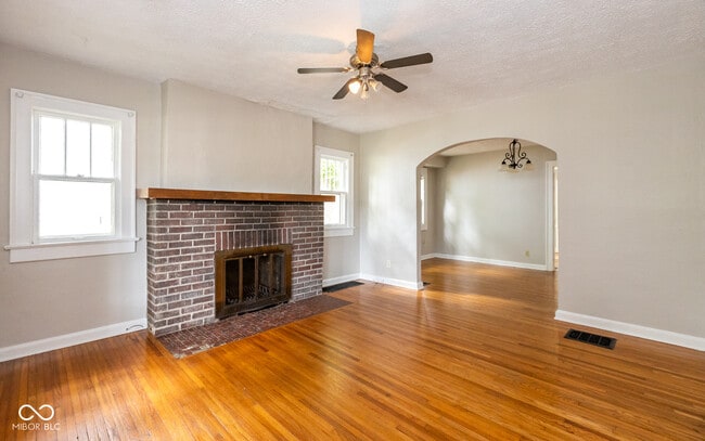 Building Photo - 5144 Winthrop Ave