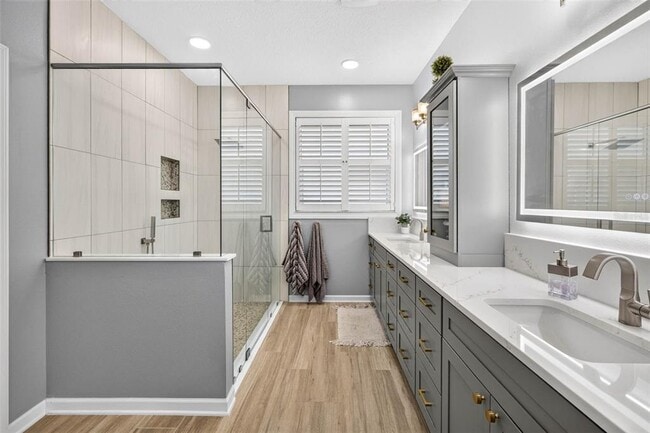 Building Photo - 31218 Alchester Dr