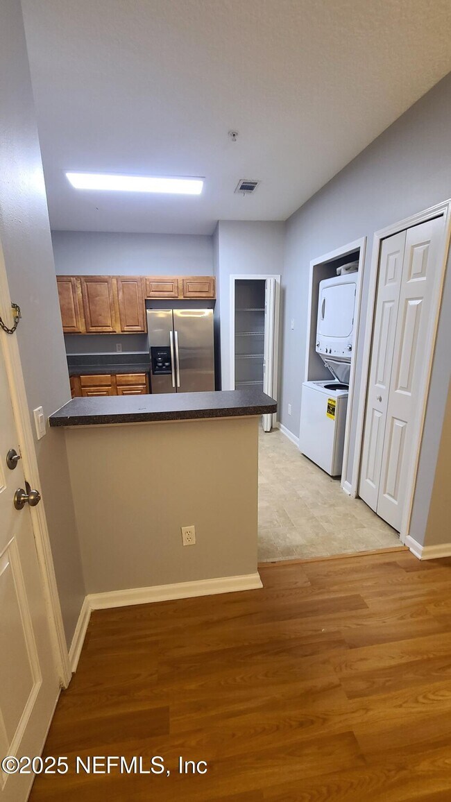 Building Photo - 3690 Kirkpatrick Cir