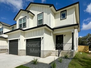 Building Photo - 776 Abigail Aly