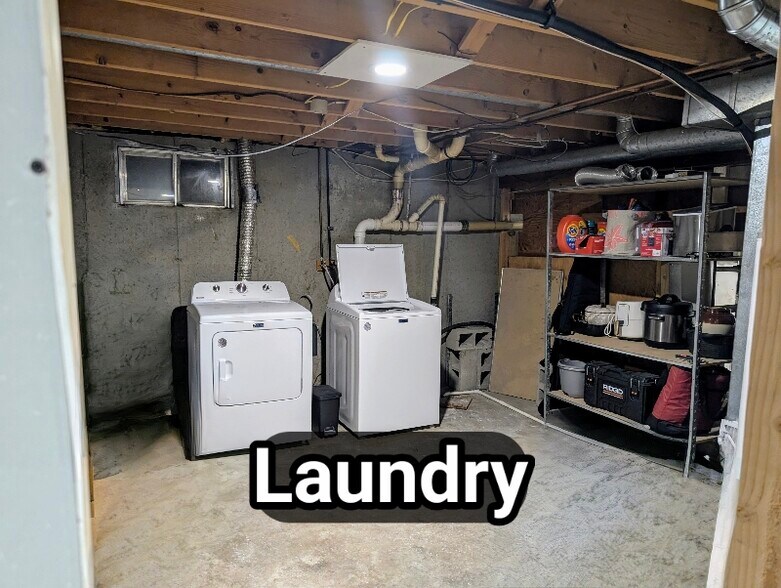 Building Photo - 1626 Elaine St