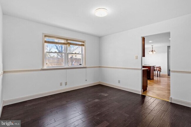 Building Photo - 410 Barby Ln