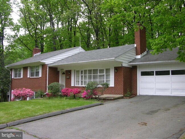 Building Photo - 4629 Hillbrook Dr