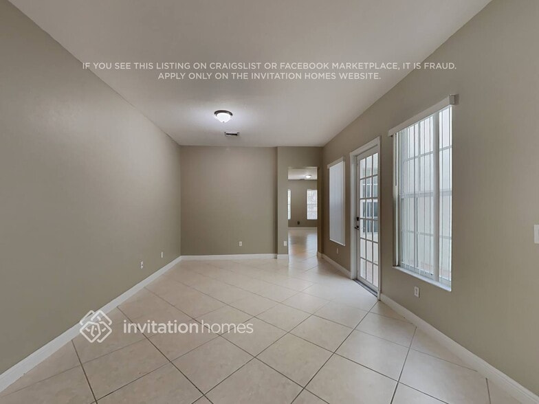 Building Photo - 716 NW 83rd Pl