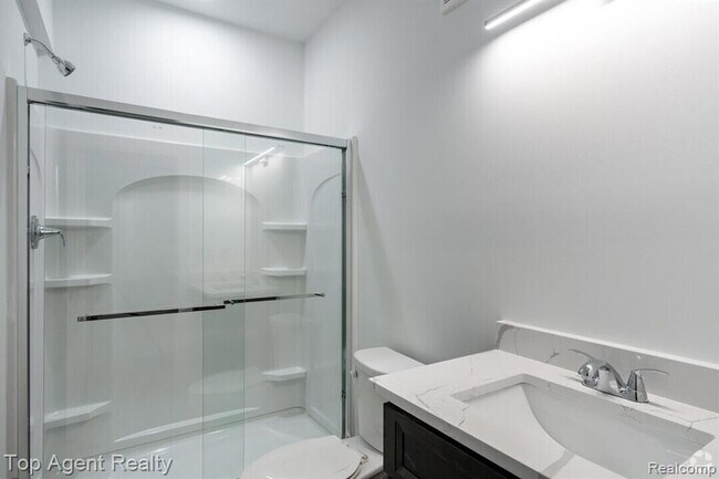 Building Photo - 31733 Gabby Ct