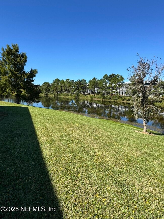 Building Photo - 1500 Calming Water Dr