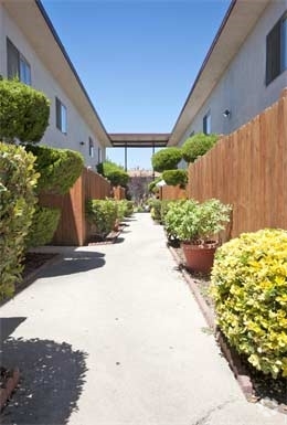Building Photo - Lemar Gardens