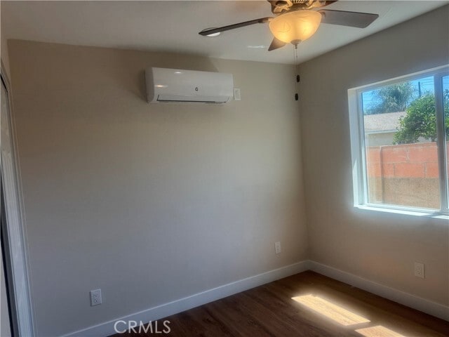 Building Photo - 7661 El Rovia Cir