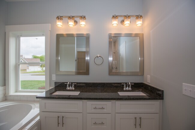 Building Photo - 6190 Tuscany Pl
