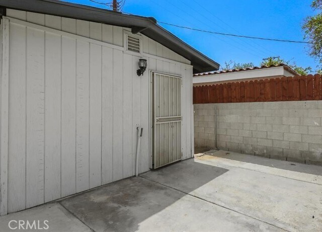 Building Photo - 45472 Deglet Noor St