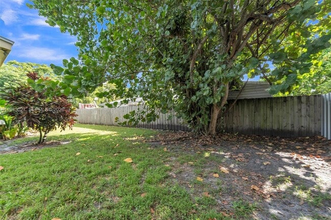 Building Photo - 11141 NW 22nd Ct