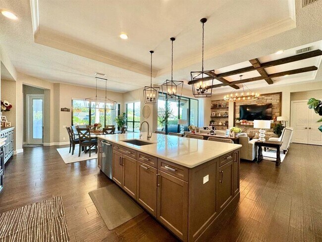 Building Photo - 10605 Sabella Dr