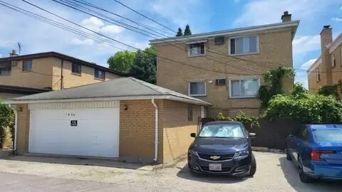Building Photo - 1806 S Mannheim Rd