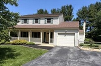 Building Photo - 115 Columbia Dr