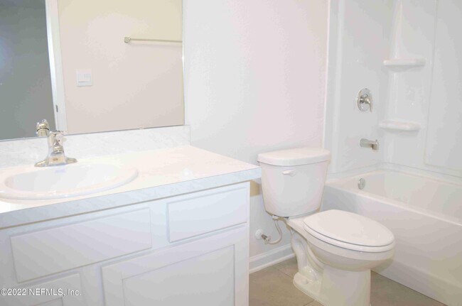 Building Photo - 9543 Star Dr