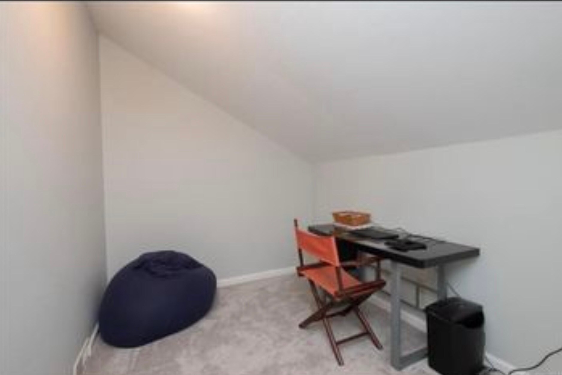 Building Photo - 705 Lake Ave