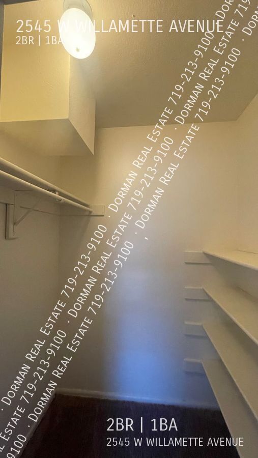 Building Photo - 2545 W Willamette Ave