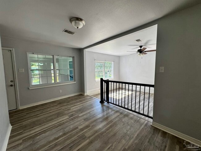 Building Photo - 6130 Syrcle Ave
