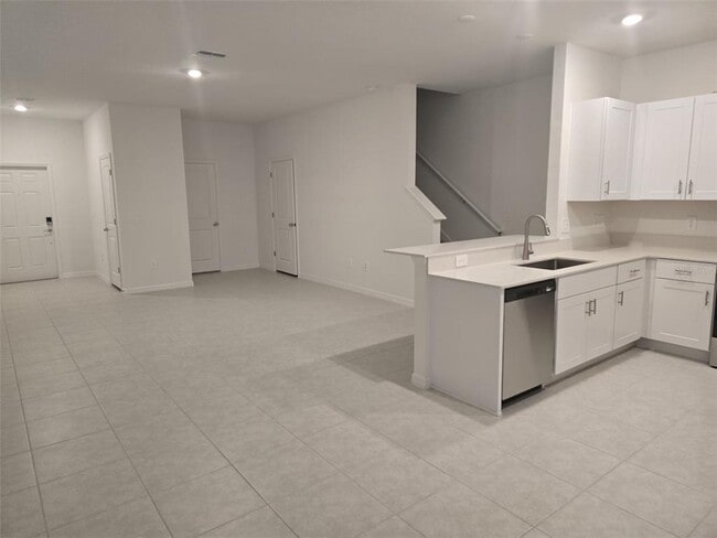 Building Photo - 9343 Cannon Bch Dr