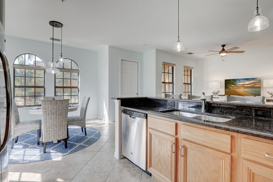 Building Photo - 8791 Melosia St