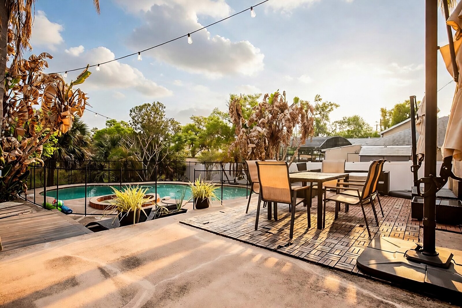 Building Photo - 5623 Spring Run Ave