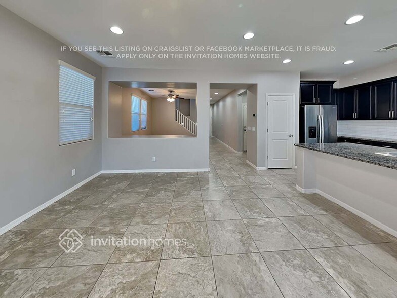 Building Photo - 41230 W Anne Ln