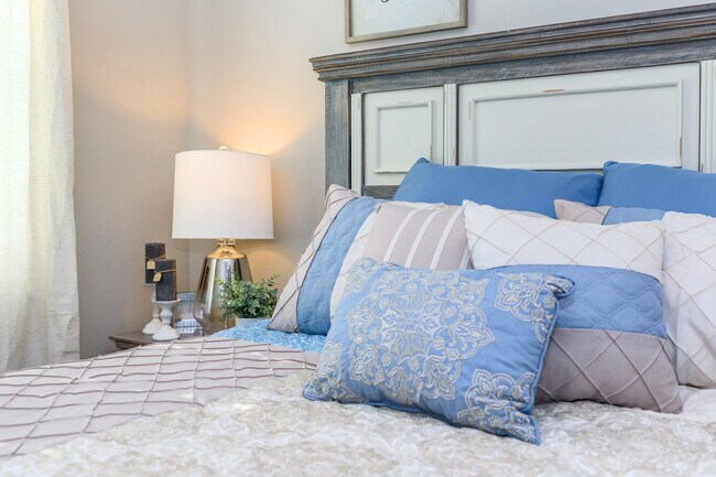 Building Photo - Discover Your New Home Today