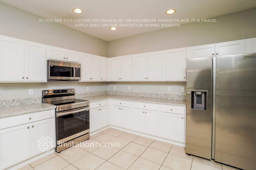 Building Photo - 9305 Zincoe Ln