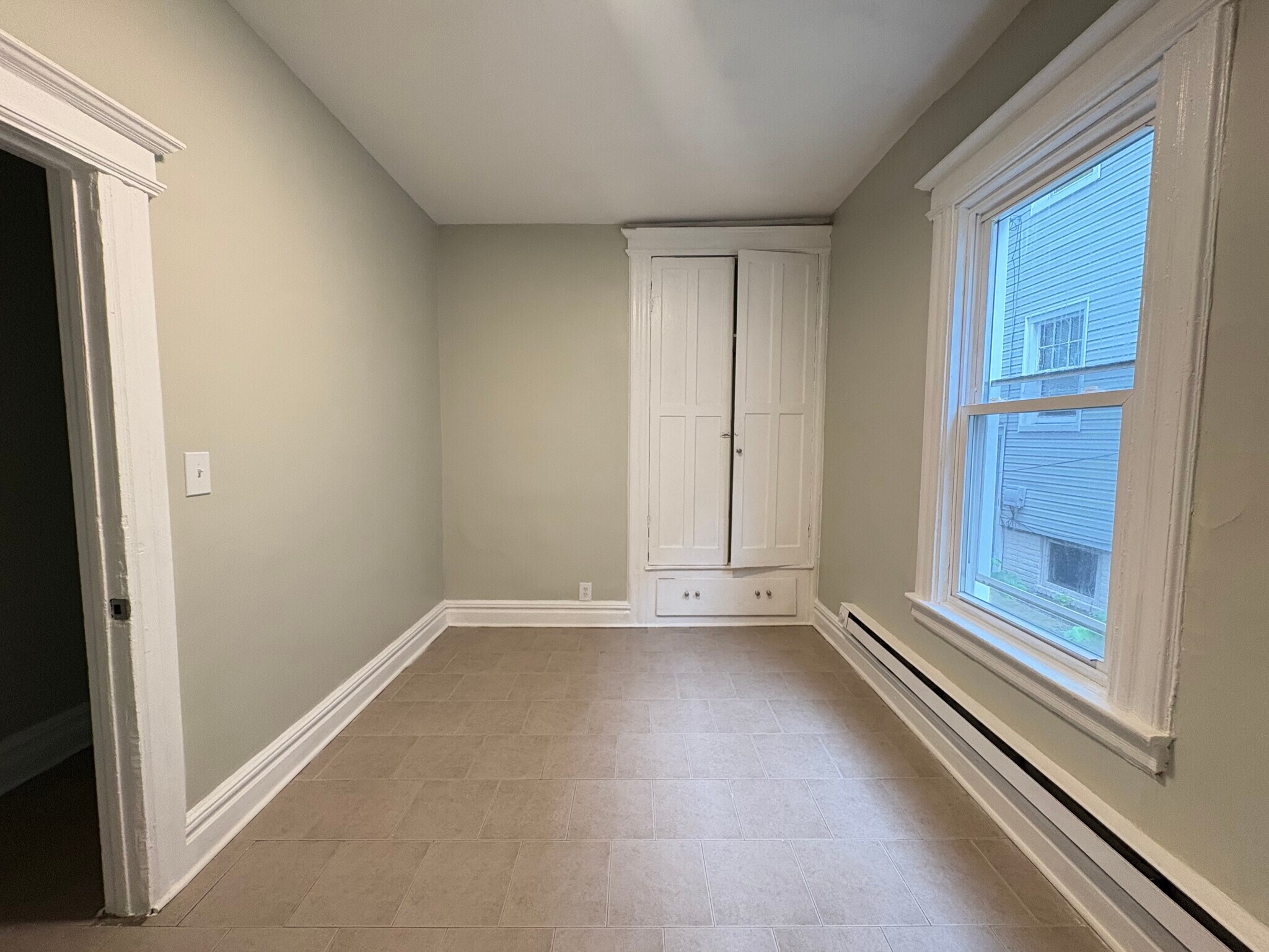 191 Elmwood Ave 1 - 188 Elmwood Ave