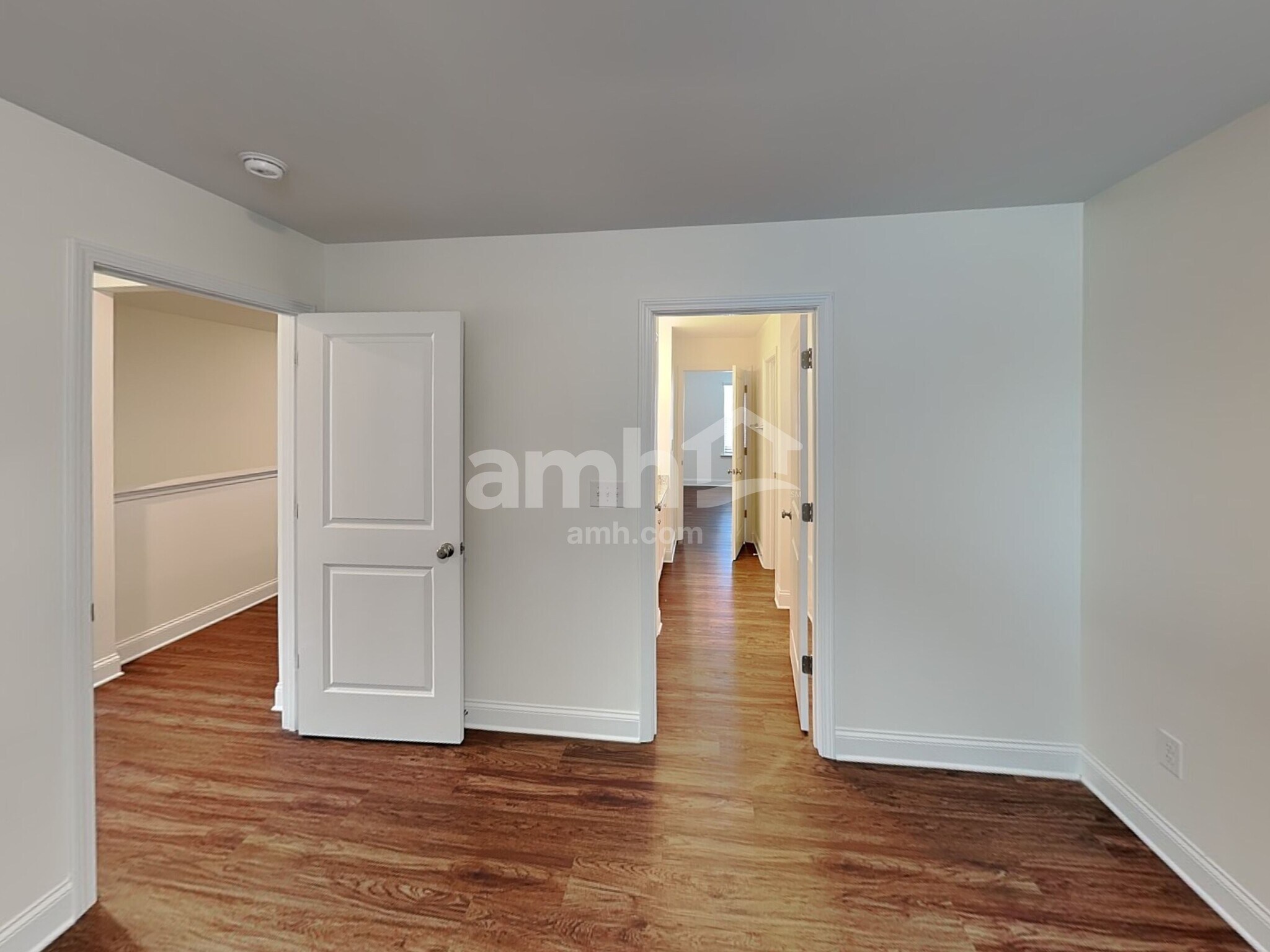 Building Photo - 309 Stowe Rd