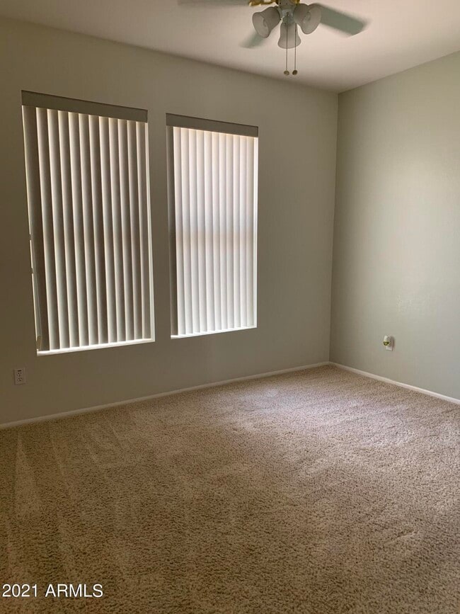 Building Photo - 15136 W Corral Dr