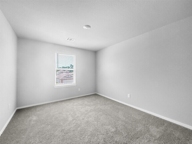 Building Photo - 632 Levine Ct