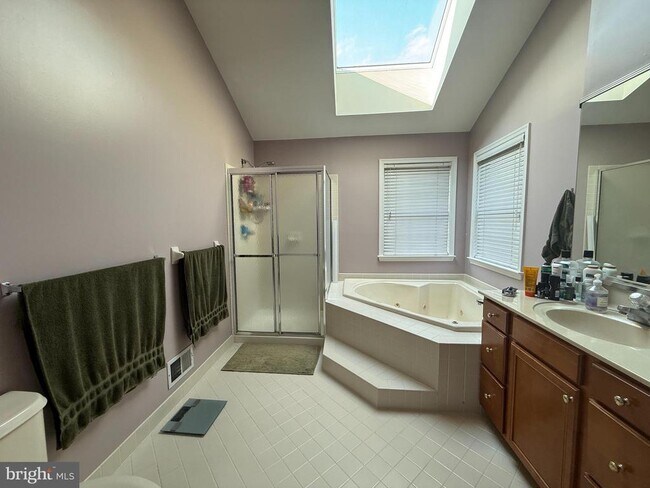 Building Photo - 210 Kimberton Dr