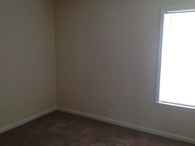 Building Photo - 7234 Peppercorn Ct