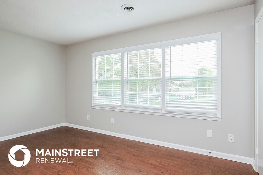 Building Photo - 4905 S Singing Woods Pl