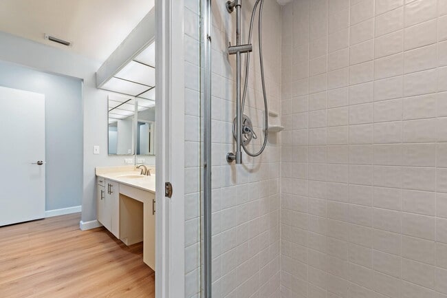 Building Photo - 2711 SW Egret Pond Cir