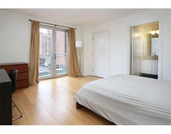 Building Photo - 16 Miner St