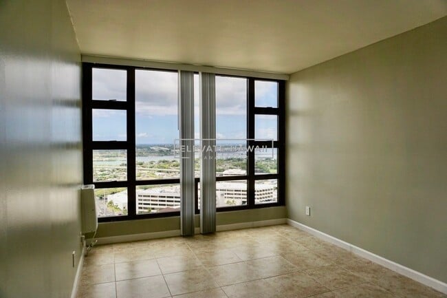 Building Photo - OCEAN VIEWS!! Pearl Regency 1 bed 1 bath 2...