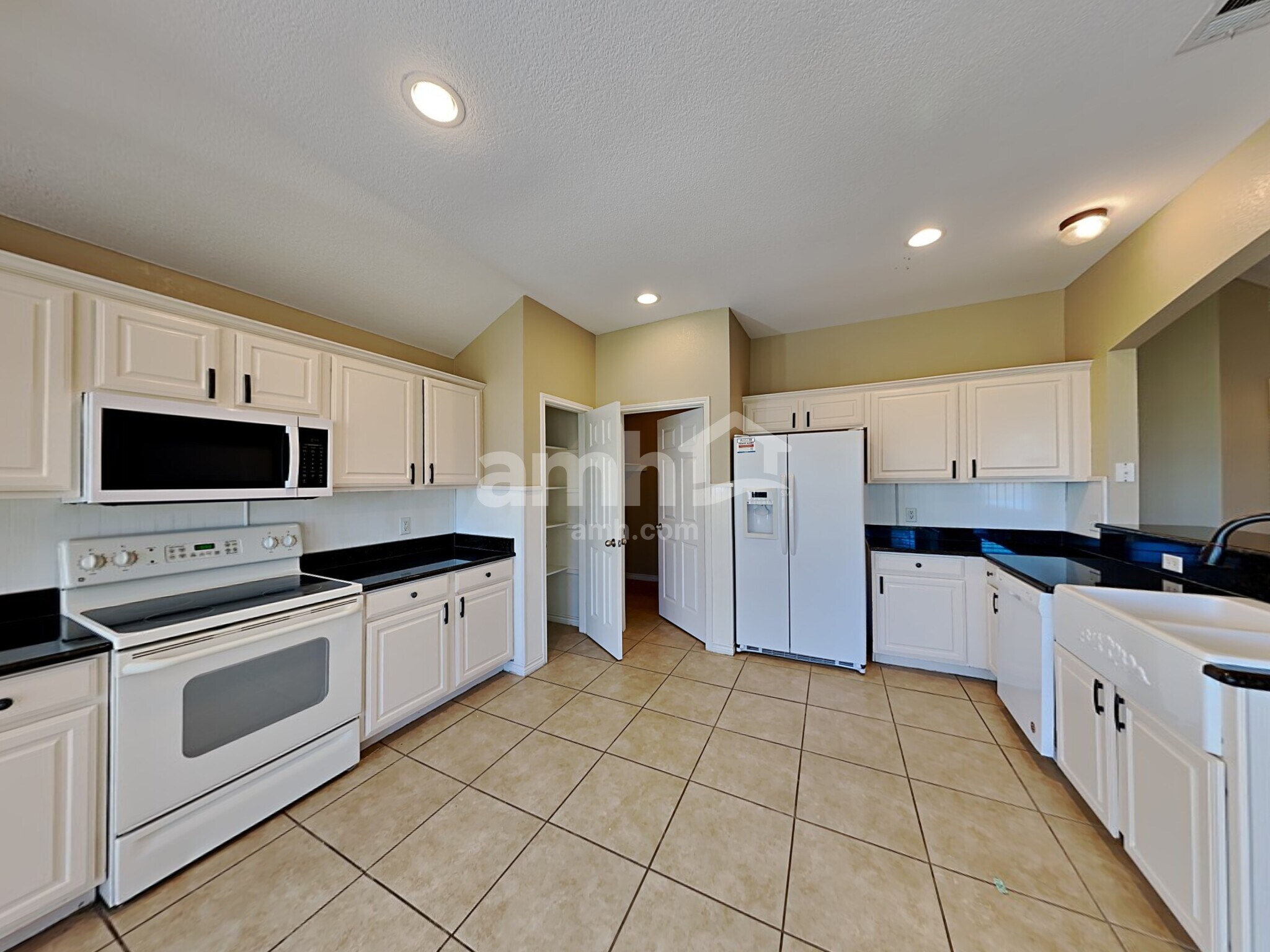 Building Photo - 9300 Lisa Ct