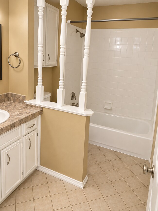 Building Photo - 9307 Lytham Dr