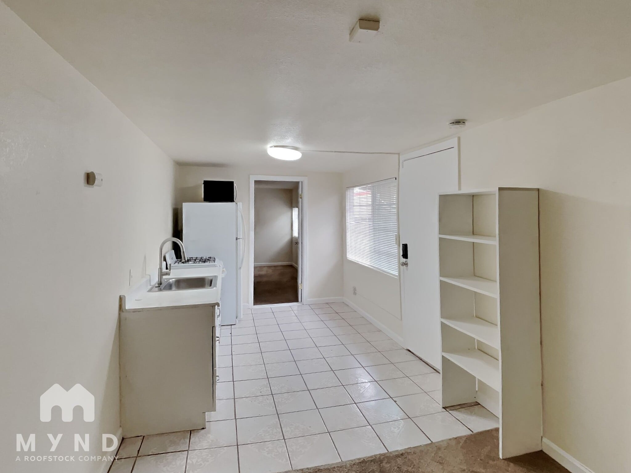 Building Photo - 1844 La Porte Ave