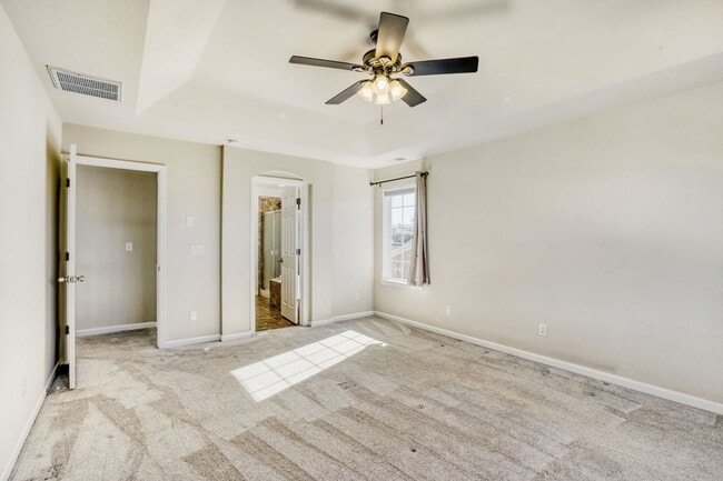 Building Photo - Bright, Seamless Living in Longmont’s Premier School District