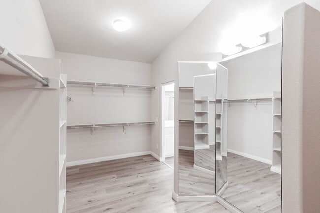 Building Photo - 4 Bed, Single Story Home, In Southwest Gat...