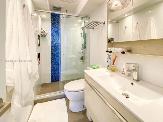 Building Photo - 10275 Collins Ave