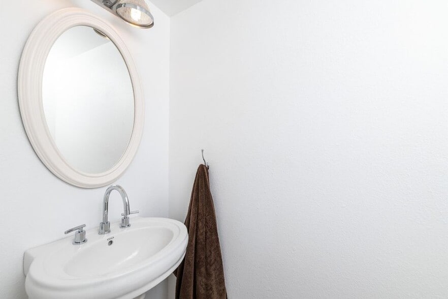 Updated bathrooms - 1626 W Campbell Ave