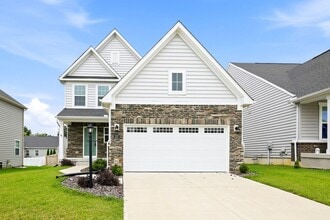 Building Photo - 157 Cresting Rd