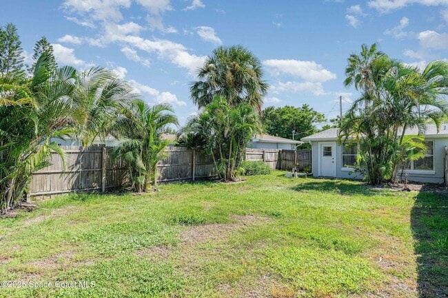 Building Photo - 122 Niemira Ave