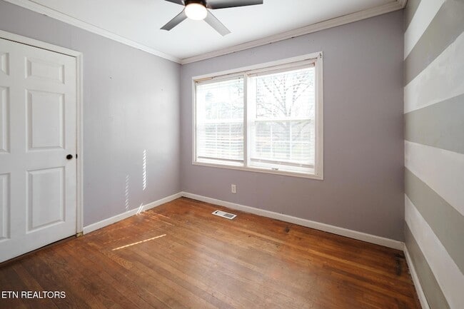 Building Photo - 548 Murray Rd NW