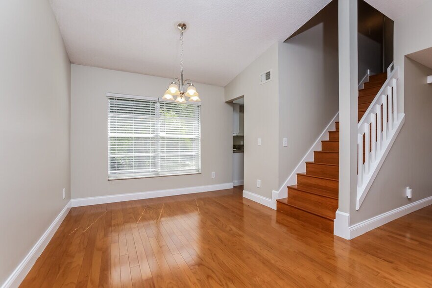 Building Photo - 3737 Valencia Grove Ln
