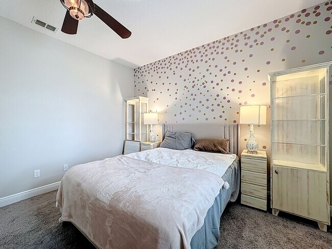 Building Photo - FURNISHED 4 Bedroom House + Office + Home ...